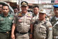 Satpol PP Kota Palembang Lakukan Penertiban di Pasar Lemabang