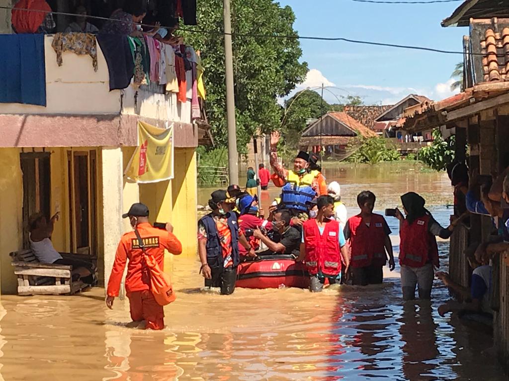 Kholid Mawardi Bantu 3522 KK Korban Luapan Sungai Komering