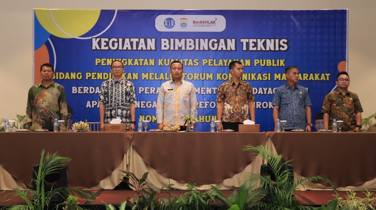 Tingkatkan Pelayanan Publik Di Bidang Pendidikan, Kadisdik Gelar Bimtek