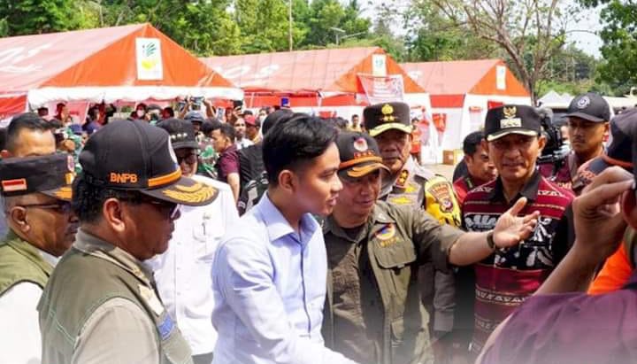 Kunjungan Wakil Presiden Ri Keposko pengungsian Korban Erupsi Lewotobi ( NTT)