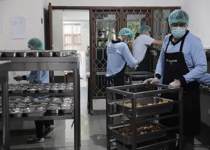 Indonesia dan China Targetkan Bangun 1.000 Dapur untuk Program Makan Bergizi Gratis