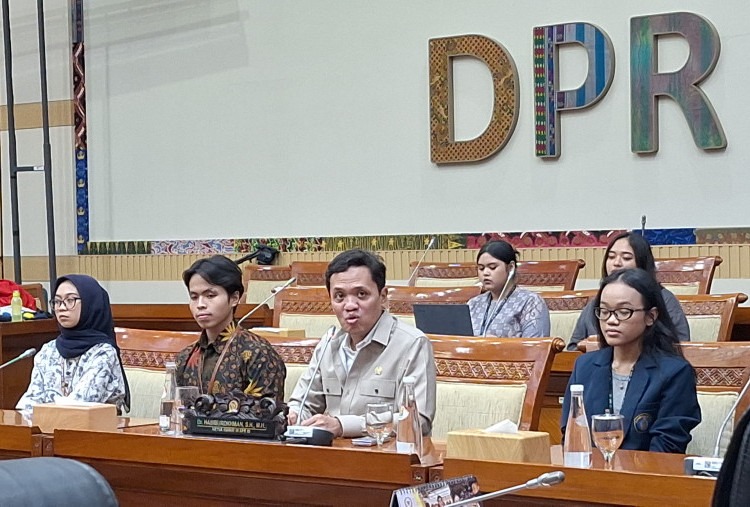 Pemerintah Pastikan RUU KUHAP Lindungi Hak Pembela