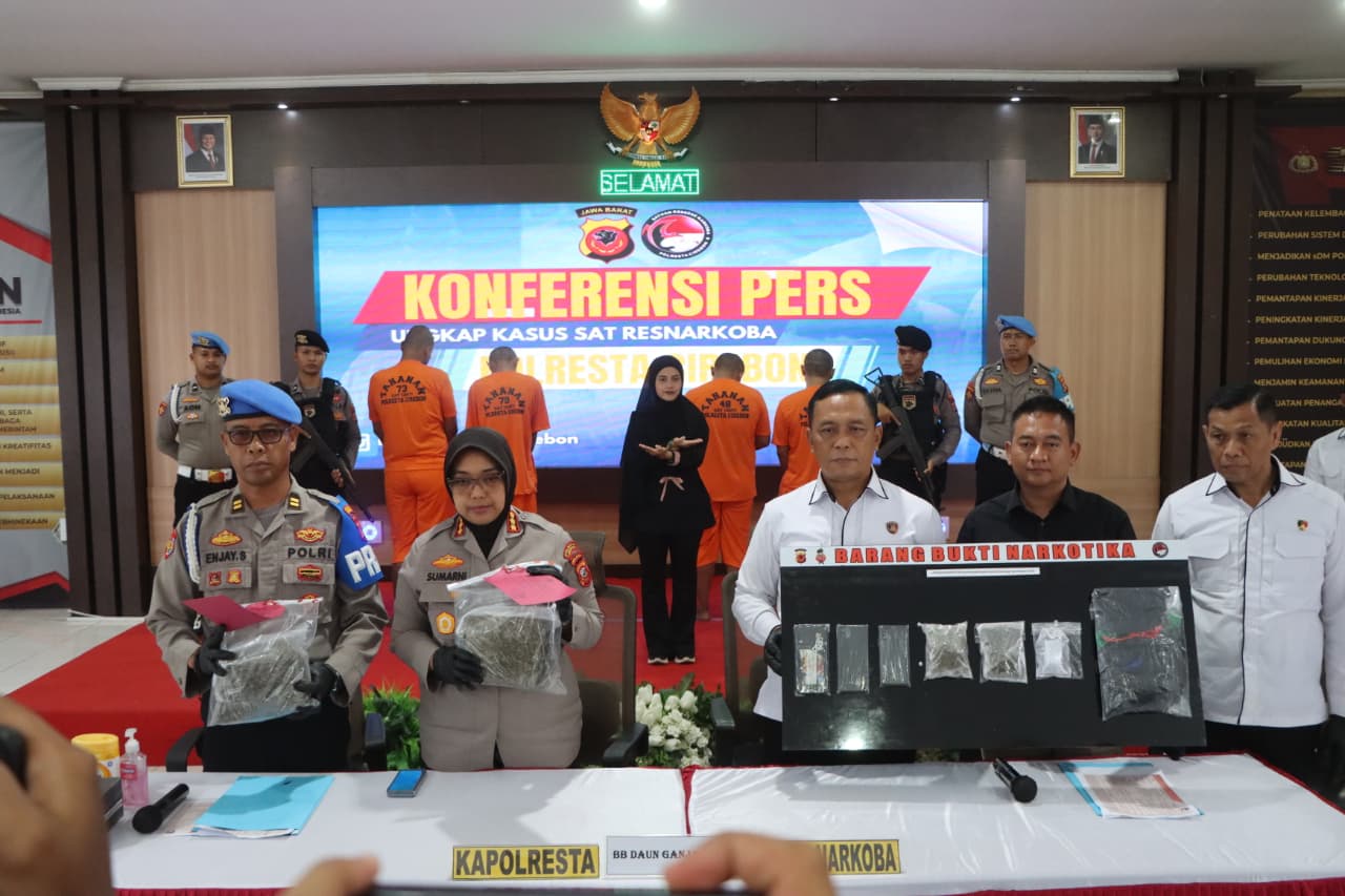 Polresta Cirebon Amankan Empat Pengedar Ganja Kering