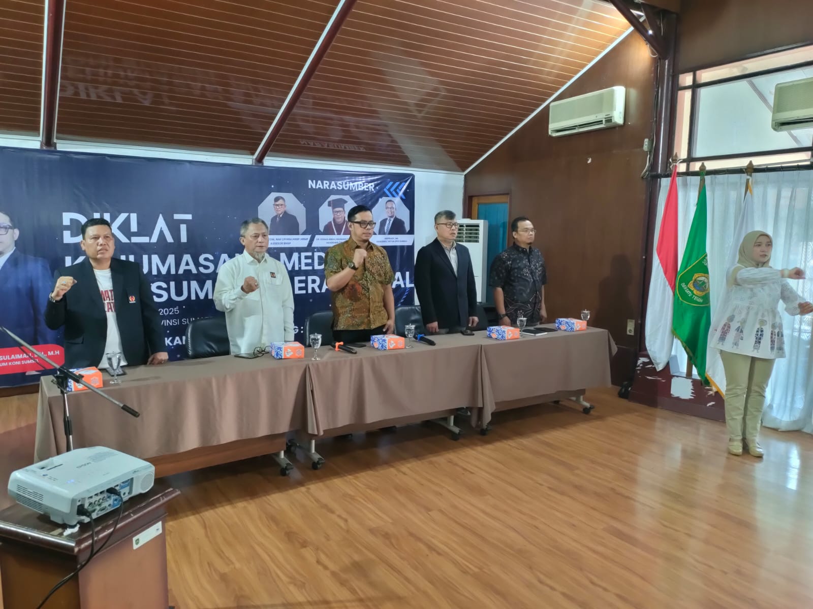 5. “KONI Sumsel ‘Go Digital’! Diklat Kehumasan Bukti Nyata Komitmen Bangun Citra Positif di Jagat Maya!”