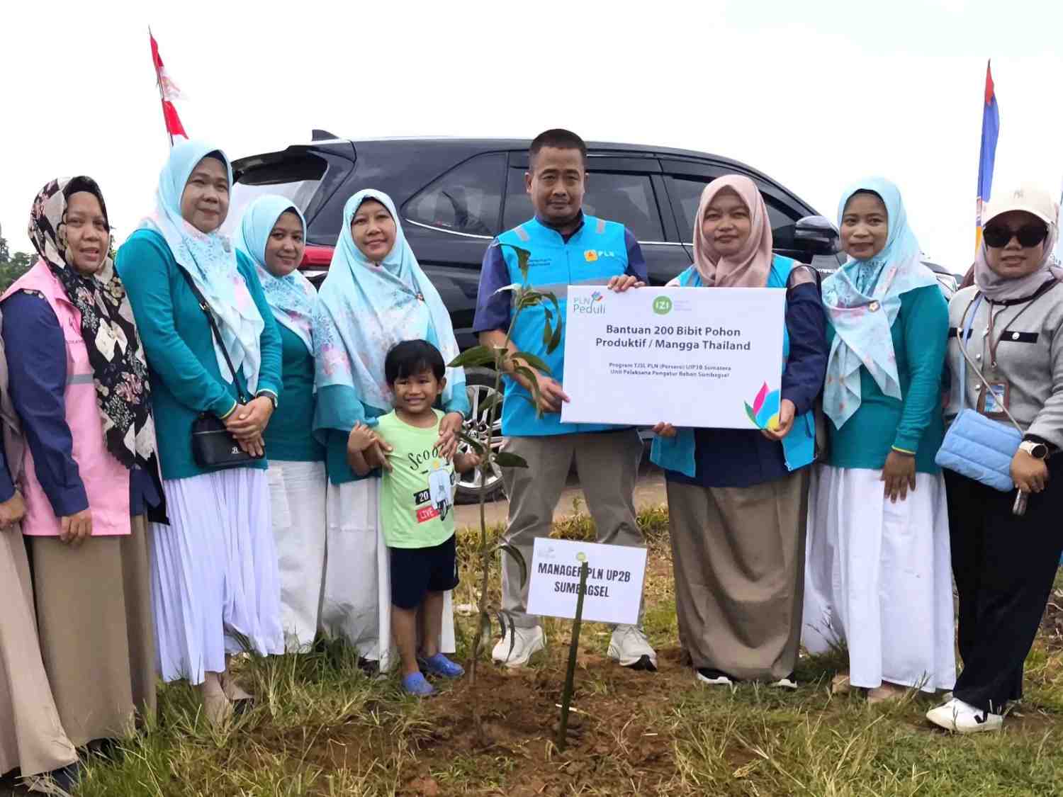 PLN Bersama IZI dan Pemerintah Kota Palembang Resmikan Program TJSL “Bangun Industri Desa Berdaya” di Pulokerto