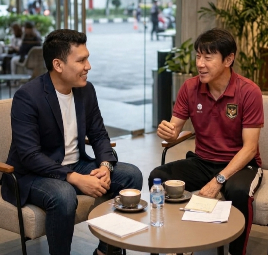 PELATIH SEBAGAI ARSITEK INDIVIDUAL PRESTASI – KOMPETENSI TEKNIS, ADAPTABILITAS ILMIAH, DAN NALURI STRATEGIS SEBAGAI PONDASI UNTUK MENCIPTAKAN ANAK EMAS OLAHRAGA