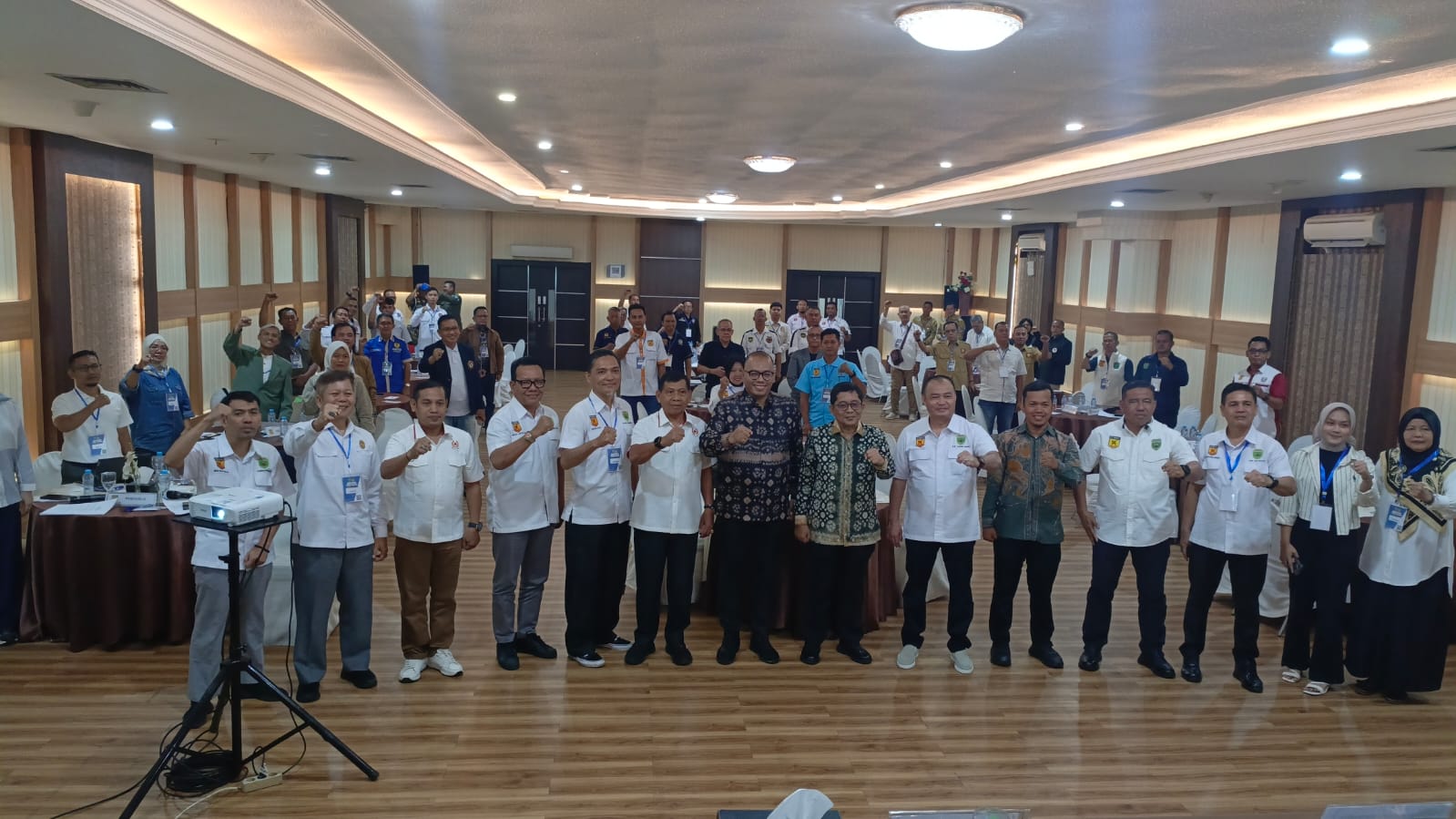 RAKERPROV FORKI SUMSEL 2026: KOLONEL (PURN) H. SUDINOTO TEKANKAN KEKOMPAKAN, DAENG SUPRIYANTO SOROTI PENTINGNYA KOMUNIKASI