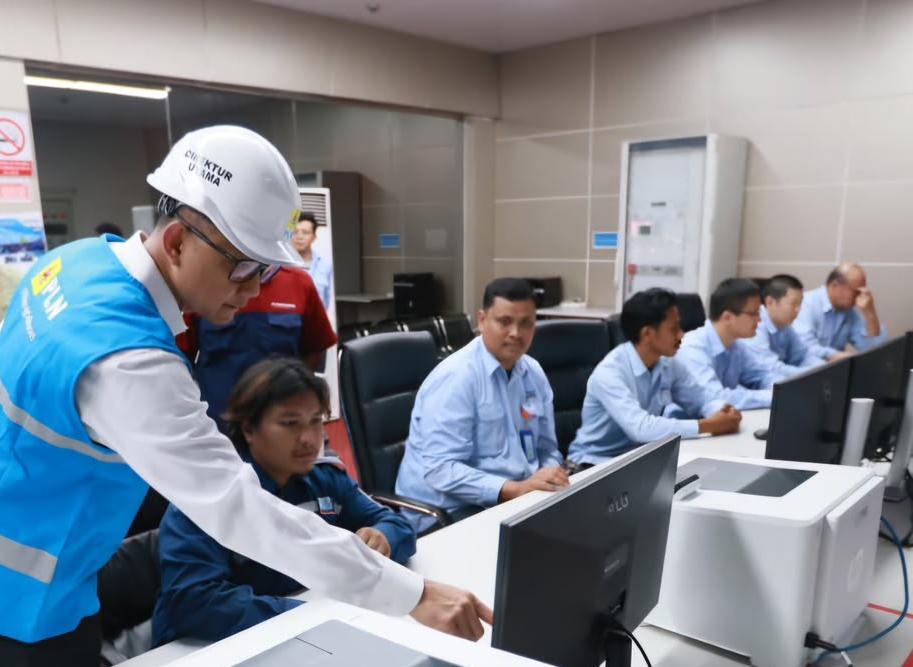 Dirut PLN Pimpin Langsung Strategi Peningkatan Pasokan Sistem Kelistrikan Sulawesi Bagian Selatan