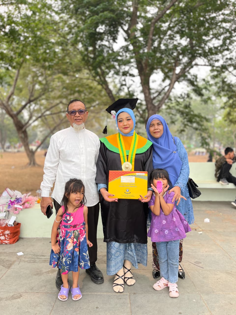 Unsri Wisuda 1.071 Lulusan pada Wisuda ke-186, Berharap Alumni Siap Bersaing di Dunia Kerja